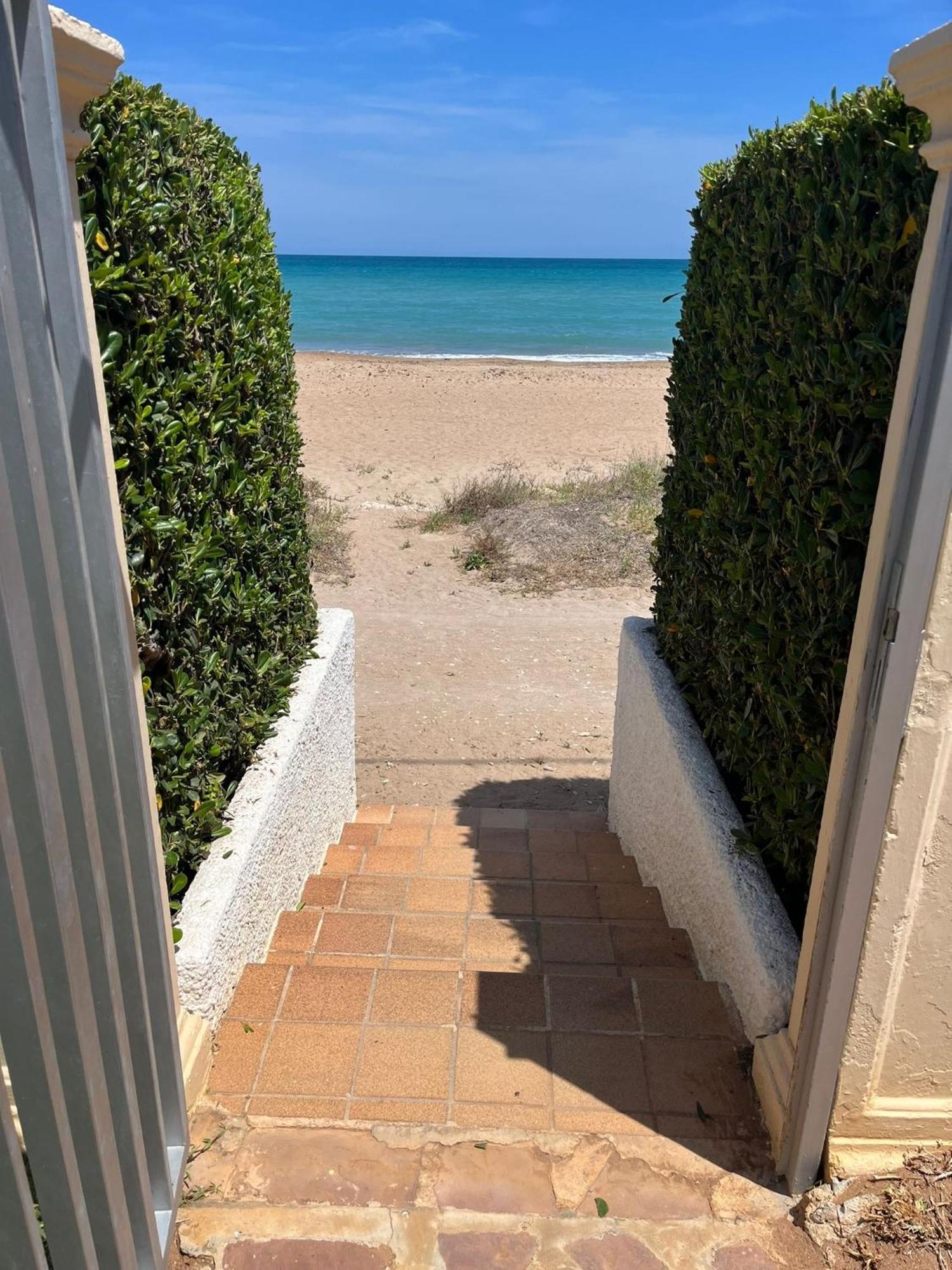 Atico Con Salida Directa A La Playa - Appartement *